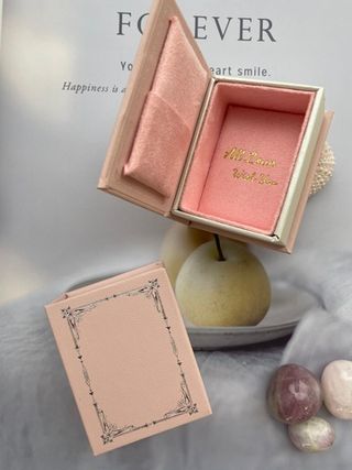 Коробочка для украшений (6,5х5см)