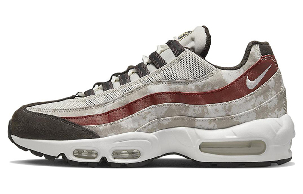 Nike Air Max 95 Social Fc Hyper Sneakers