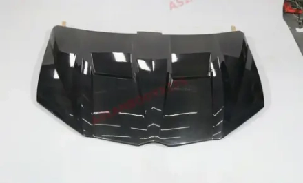 Карбоновый капот для Lamborghini Urus 2018+ Ламборгини Урус