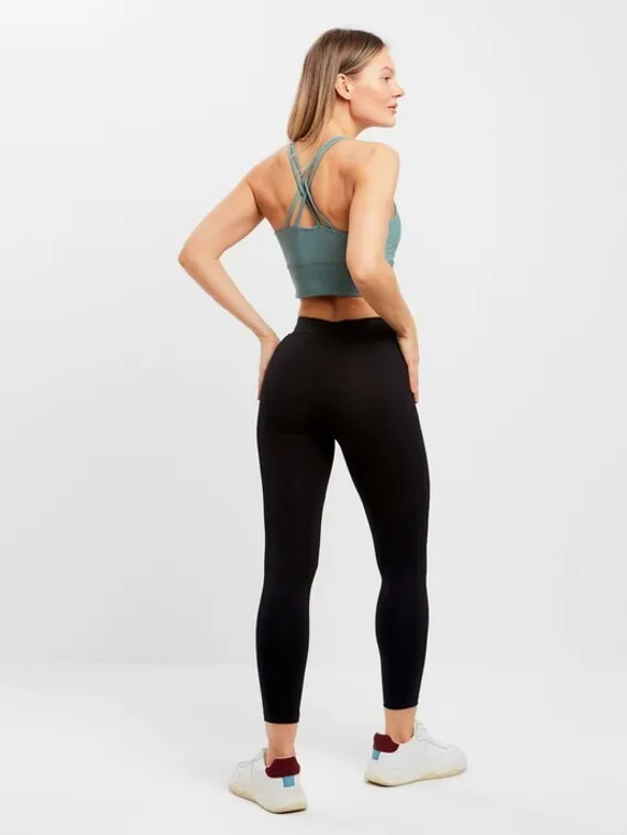 Леггинсы женские спортивные, цвет чёрный, размер 48