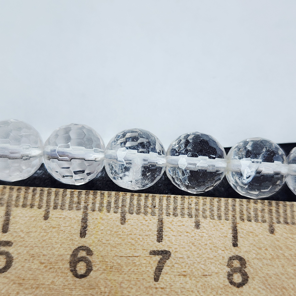 Горный хрусталь (бесцветный кварц), бусины мультиогранка, р-р 8мм, очень красивый экземпляр