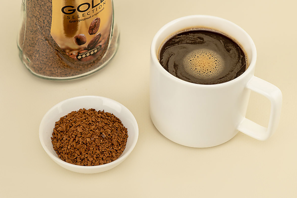 Кофе растворимый Tchibo Gold Selection 190 г