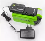 Комплект: Аккумулятор Greenworks G40B2, 2926907,40v, 2 А·ч + Зарядное устройство Greenworks (слайдер), G-40V,2904107,40v 0,5 А