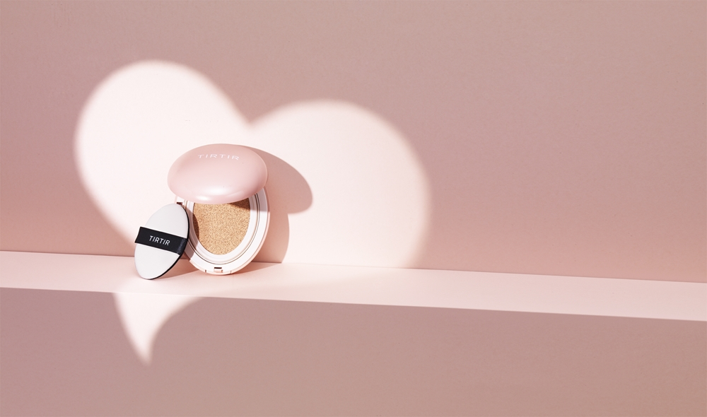 TIRTIR Mask Fit Aura Cushion Mini - Матирующий макияж в губке оттенок 21C Cool Ivory, 4 g