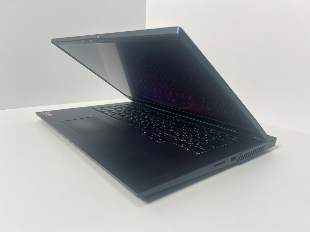 Ноутбук Lenovo Legion 5 17ACH6H (82JY0006RK) 17.3"/AMD Ryzen 5 5600H/RAM 16GB/SSD 512GB/nVidia GeForce RTX 3060 6GB/IPS 144Hz/1920*1080/DOS/Подсветка кл-ры: LED/черный. Состояние: Уценка/потертости и царапины на топе