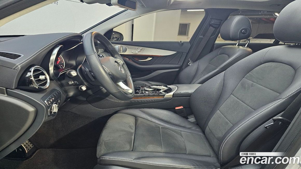 Mercedes-Benz GLC-Class X253 GLC300 4MATIC AMG Line (12.2019)