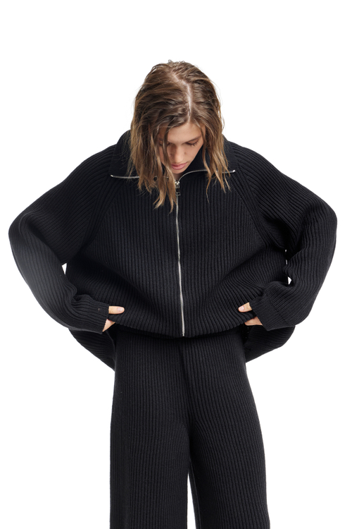 Свитер на молнии WARM BLACK
