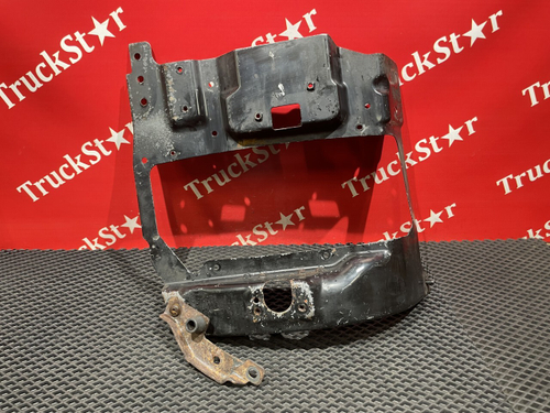 Кронштейн фары правой