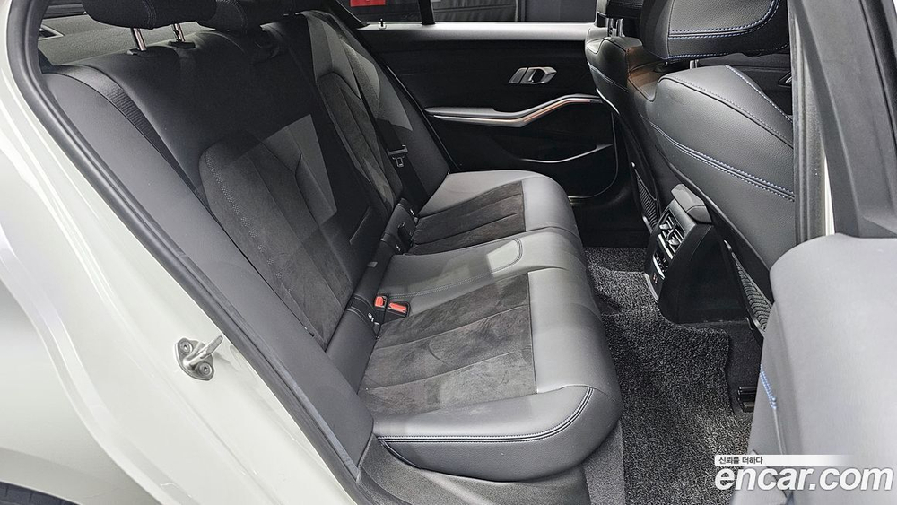 BMW 3 Series (G20) 320i M Sports (08.2021)