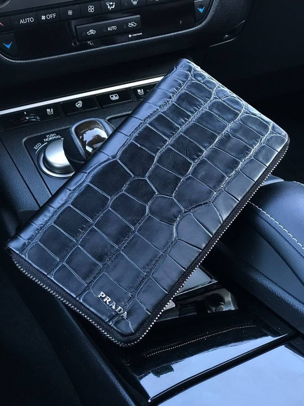 Портмоне Prada