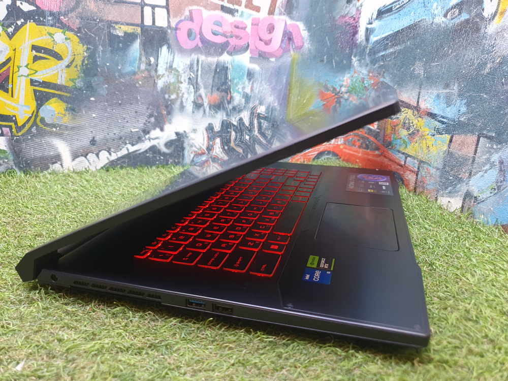 игровой MSI i5-12/8Gb/RTX 3050 4Gb/FHD/144Hz/Katana 17 B12UCR-1024XRU