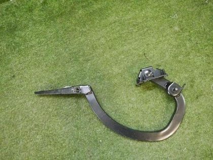 Петля крышки багажника правая BMW 5er G30 (17-23)