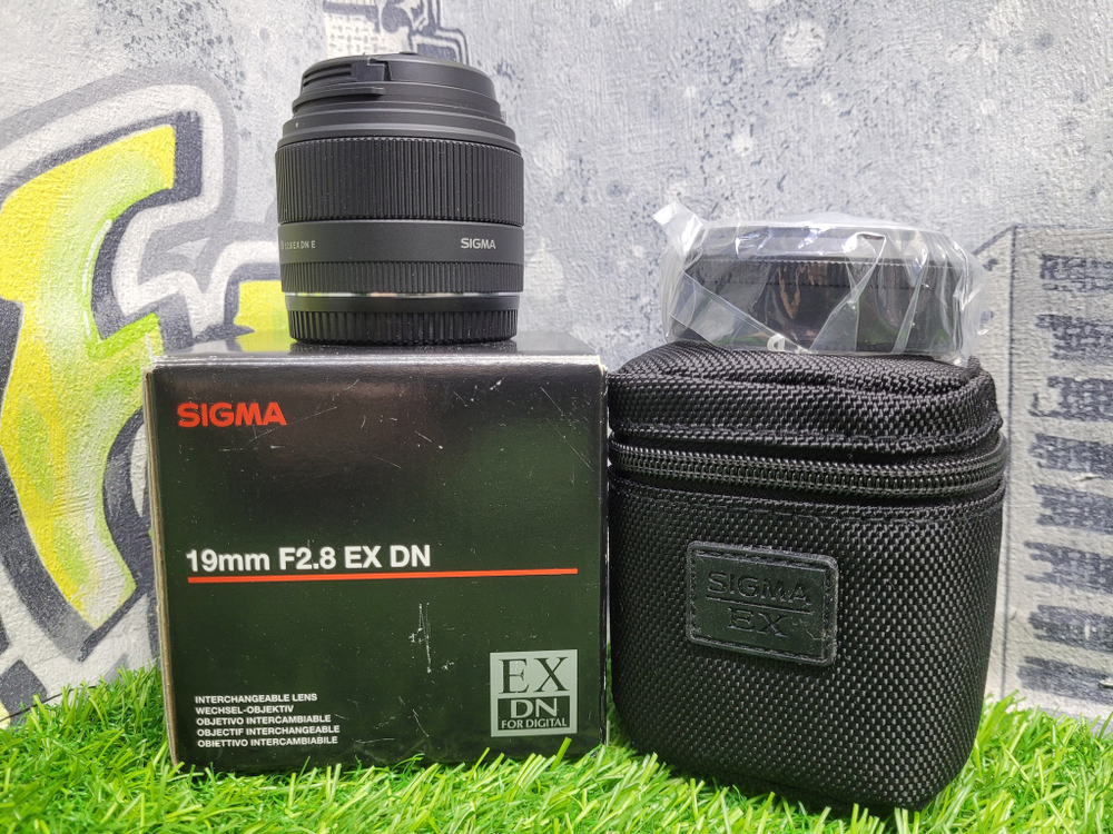 Объектив Sigma AF 19mm f/2.8 EX DN Sony E
