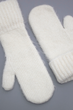 Варежки В203-02 экрю