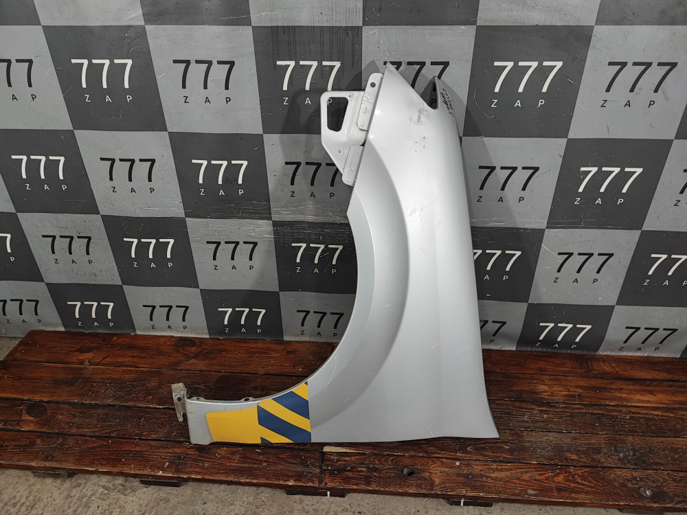 Крыло переднее левое Lada Largus 21-нв Б/У Оригинал 8450013081