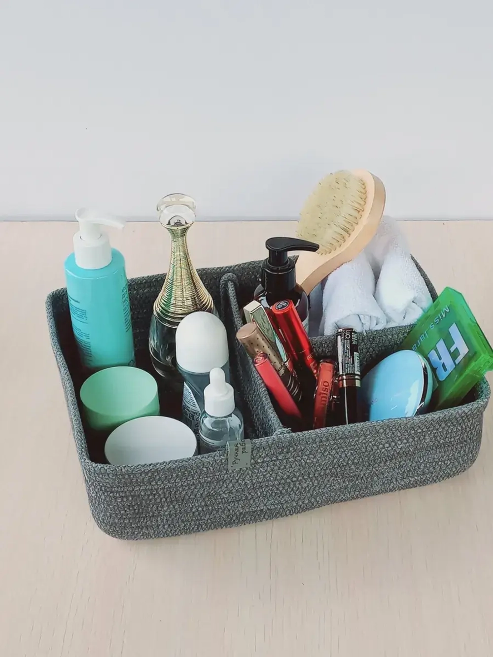 Органайзер для косметики плетеный