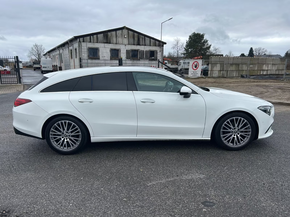 Mercedes-Benz CLA 180 Shooting Brake