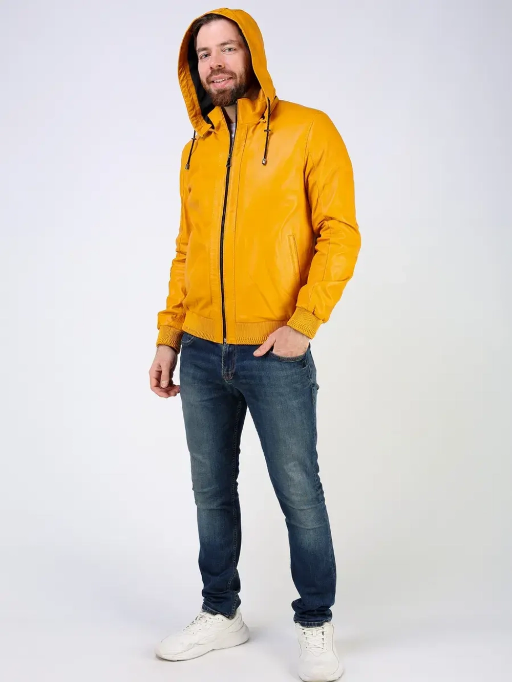 Куртка кожаная натуральная с капюшоном