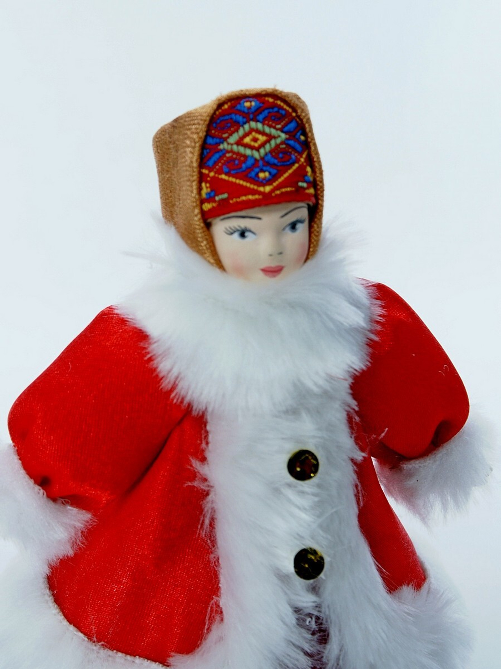 Кукла коллекционная Крестьянка в полушубке