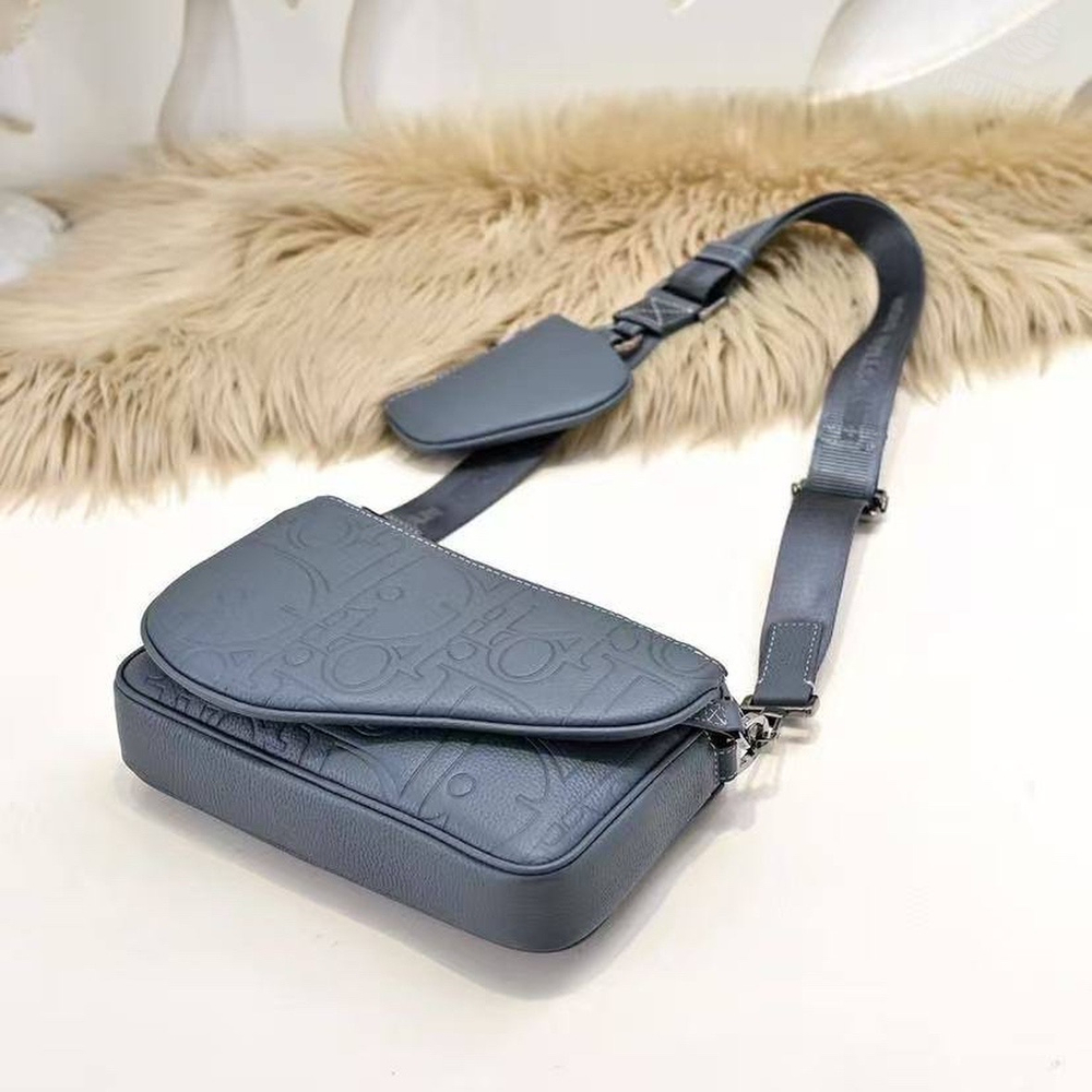 Сумка через плечо Christian Dior Saddle