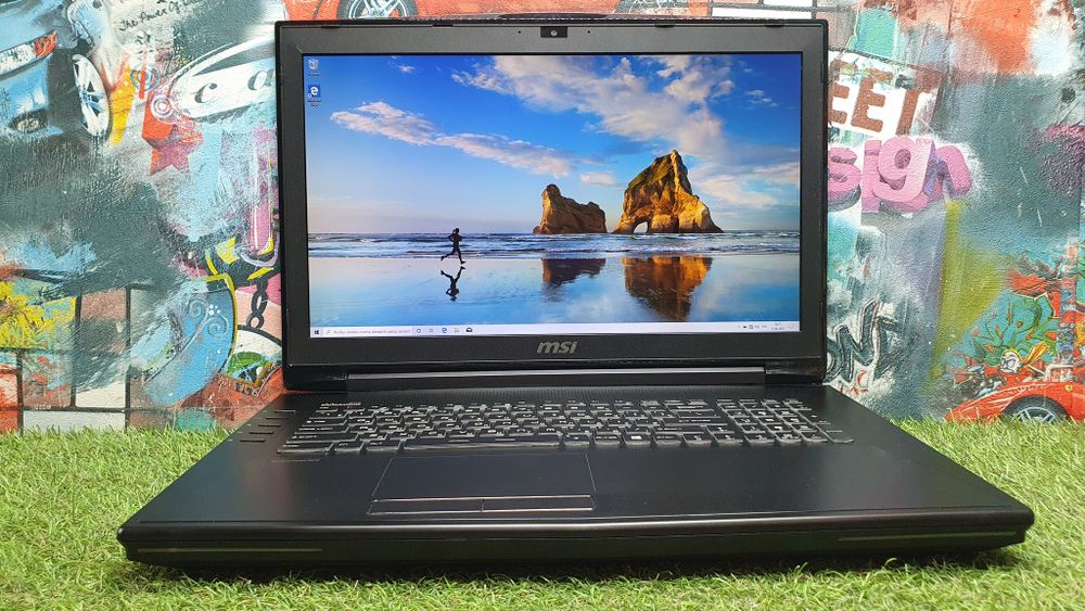 Игровой MSI i7-6/16 Gb/GTX 980M 4 Gb/FHD/GT72S 6QE(Dominator Pro G)-829XRU [9s7-178211-829]/Windows 10