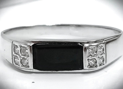 Ювелирное кольцо Эстерелла