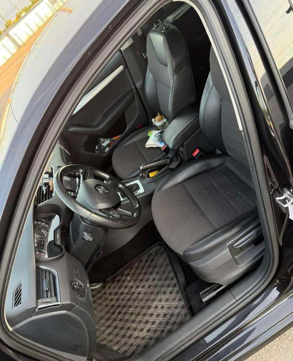 Продам удобный и надежный автомобиль Skoda Octavia