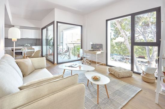 Два столика Brick Испания