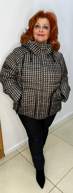 Теплая куртка с принтом "гусиная лапка"