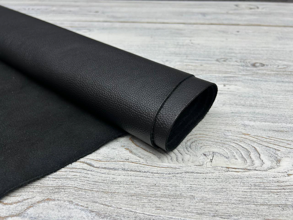 Paradigma Lux Black (1,3-1,5 мм), цв. Черный, натуральная кожа