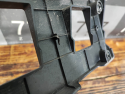 Накладка переднего бампера Площадка гос. номера Kia Sportage 5 (NQ5) 21-нв Б/У Оригинал 86529P1EA0