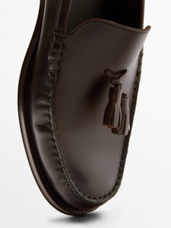 Massimo Dutti Лоферы из промасленной кожи с кисточками, желто-коричневый