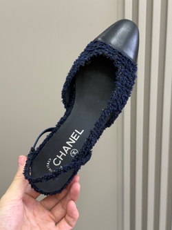 Chanel Slingback (2 variants)