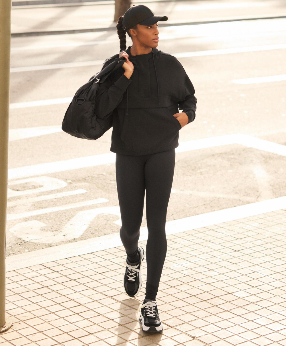 Oysho Спортивная сумка мягкая, черный