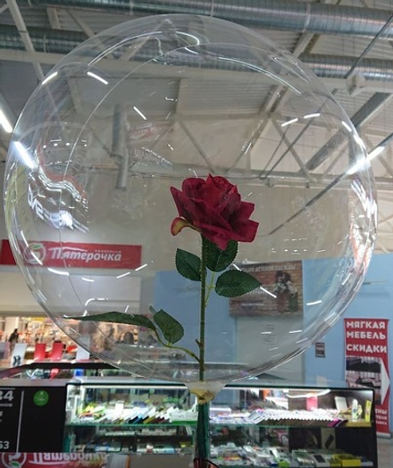 Роза в шаре бабл