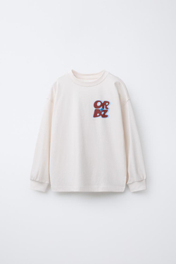 ZARA ЛОНГСЛИВ С РЕЛЬЕФНЫМ ТЕКСТОВЫМ ПРИНТОМ, ЭКРЮ