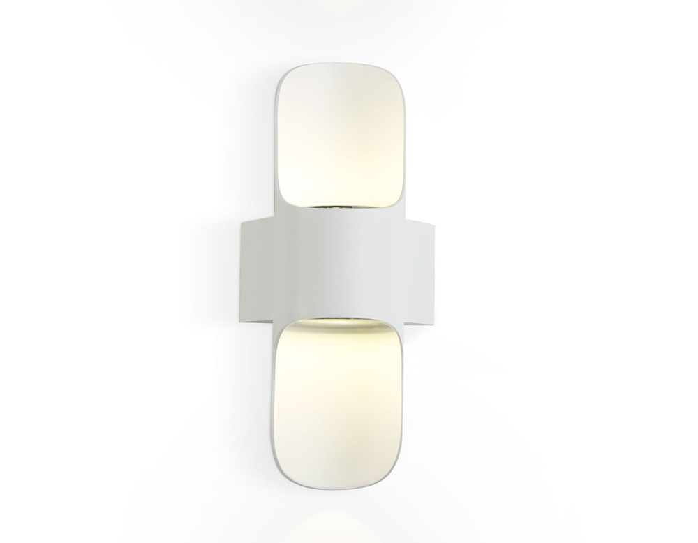 Светильник уличный светодиодный настенный ST4533 WH белый LED 4200K 8W IP54 220*66*100
