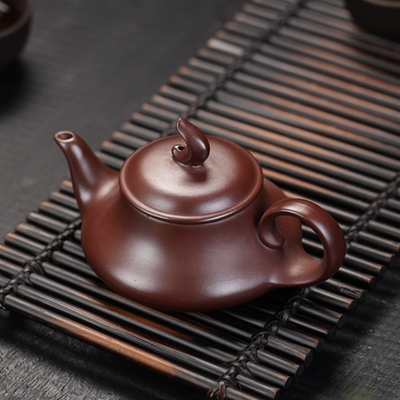 Глиняный чайник "Хе Хуан" 110 мл