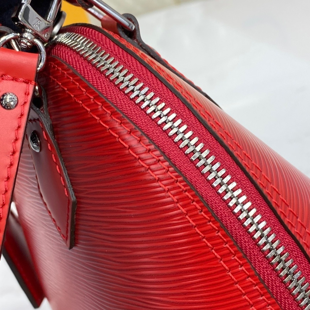 Louis Vuitton Alma BB