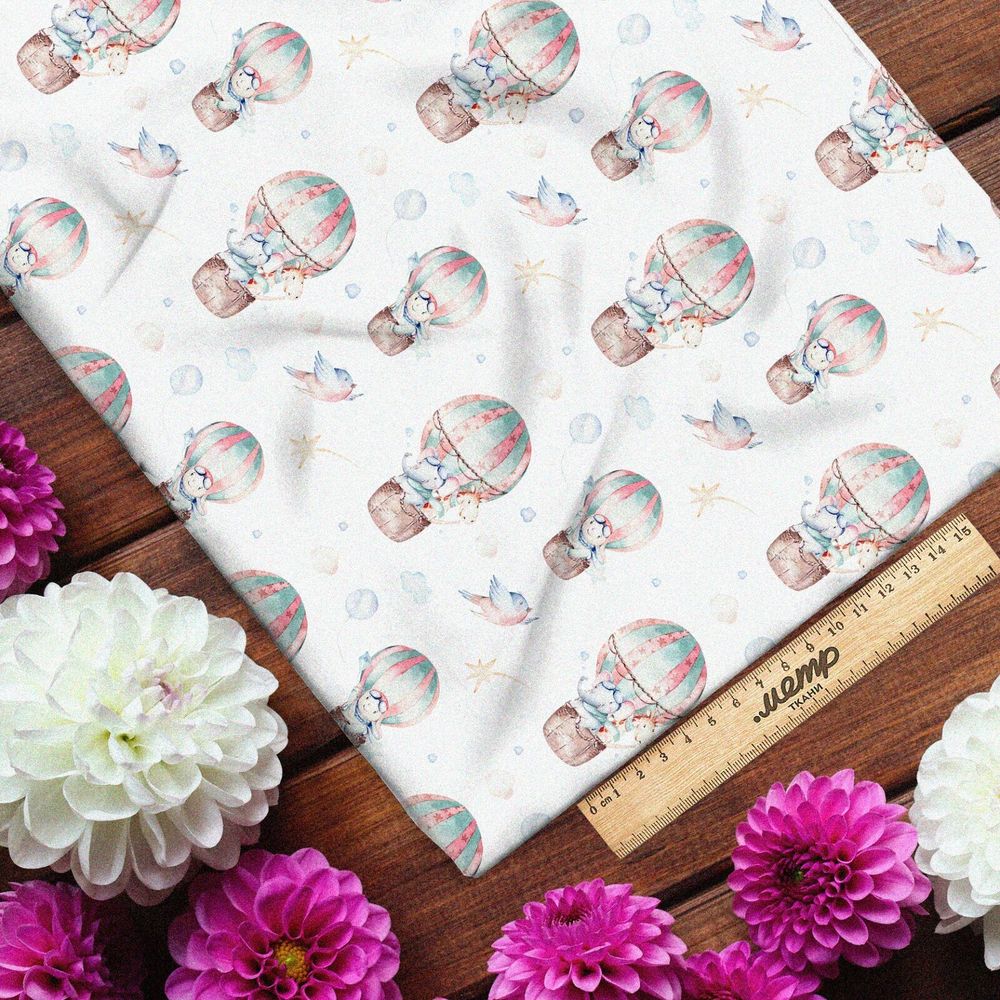 Ткань габардин модный, свежий и стильный