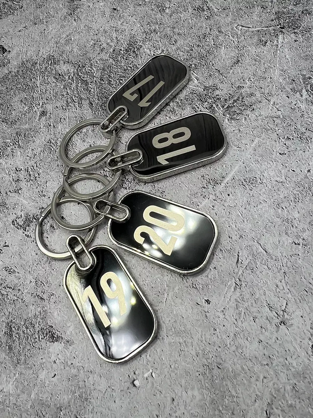 Номерки на ключи металл