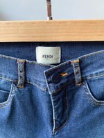 Новые джинсы Fendi, 116