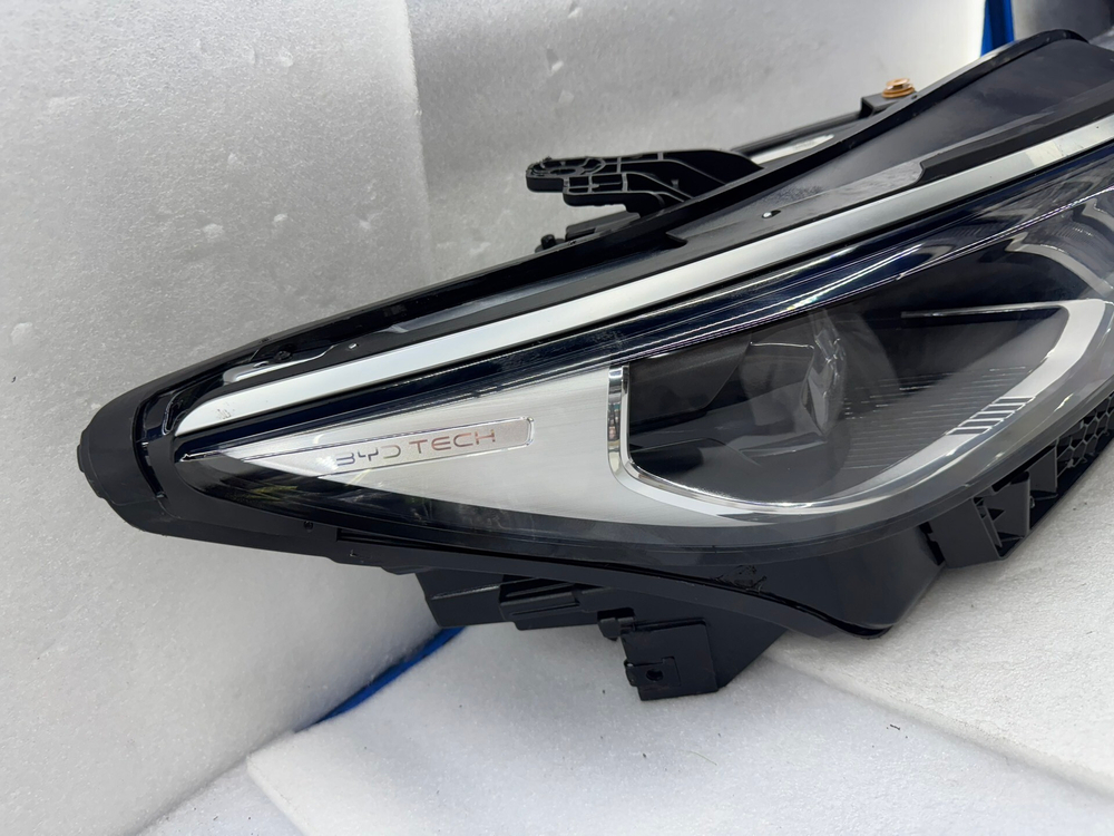 Оригинальная LED фара BYD Qin PLUS ()