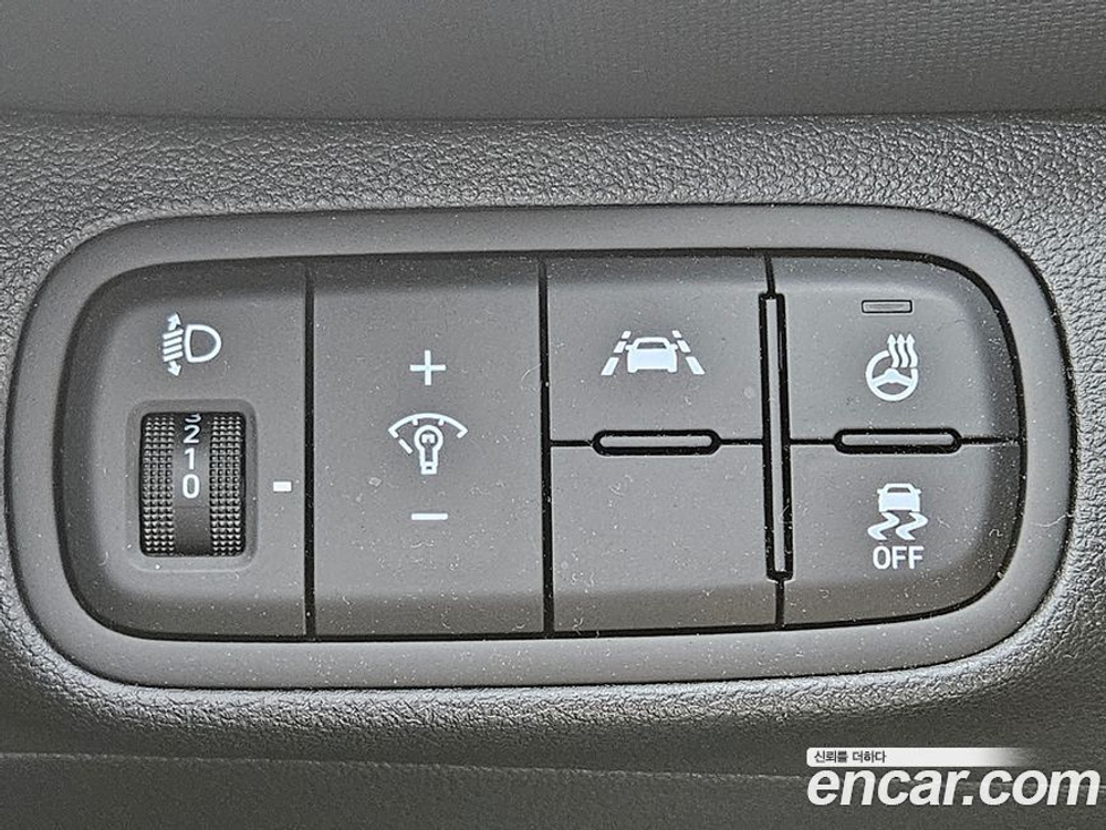 Hyundai Venue 1.6 Modern Plus (11.2021)