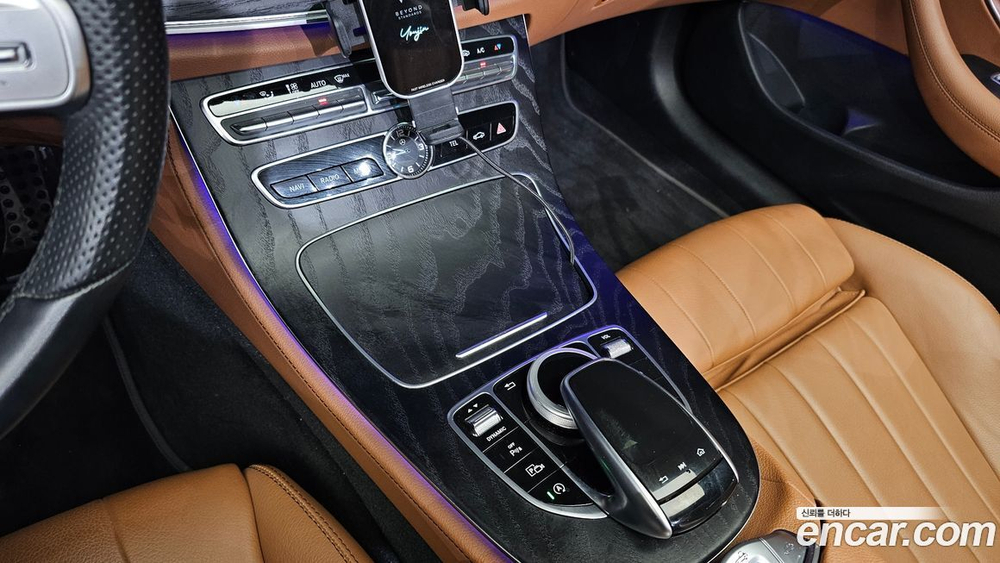 Mercedes-Benz E-Class W213 E220d Cabriolet (08.2020)