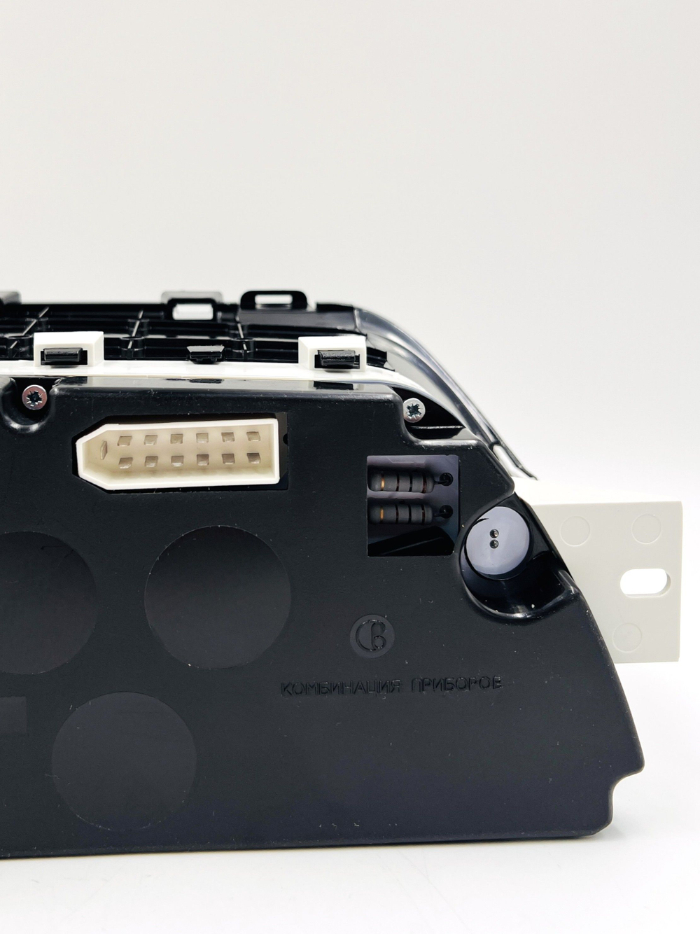 Комбинация приборов АТПП 2115 для ВАЗ 2113, 2114, 2115