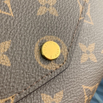 Louis Vuitton Sarah Wallet