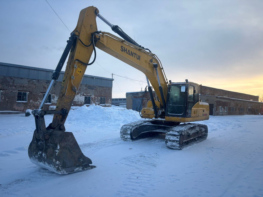 SHANTUI SE* Экскаватор SE220LC (Дизельный, 5,9 л, 152 л.с., АТ)