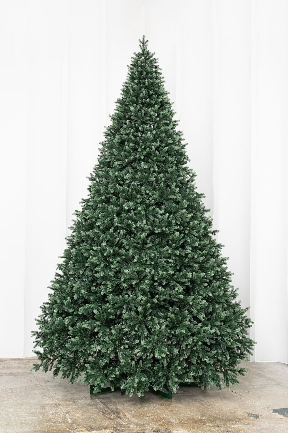 Большая елка «Царская» (Литая хвоя) от 3 м до 6 м