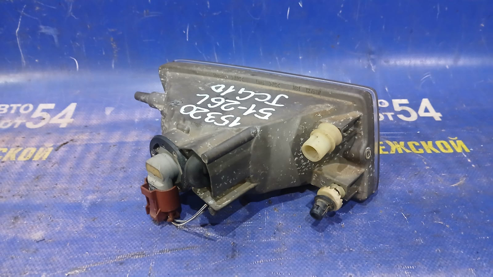 Туманка левая TOYOTA PROGRES 2001-2007